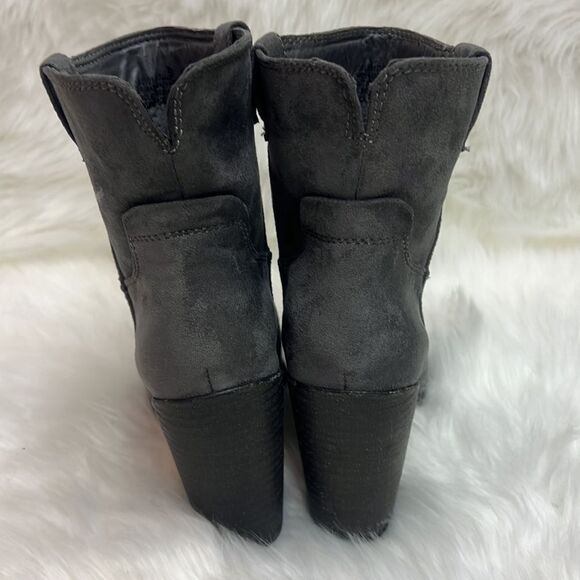 Very G  Rosie Short Cowboy Booties size 7.5 Bin 12 - Picture 8 of 11